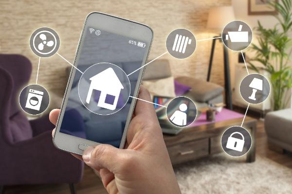 Smart Home Steuerung bequem über das Handy