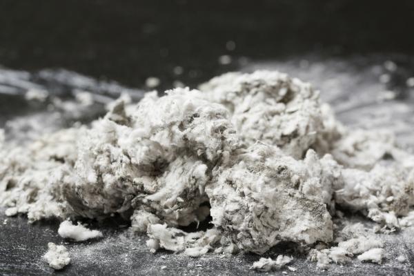 Asbest ist einer der möglichen Bestandteile von Nachtspeicherheizungen