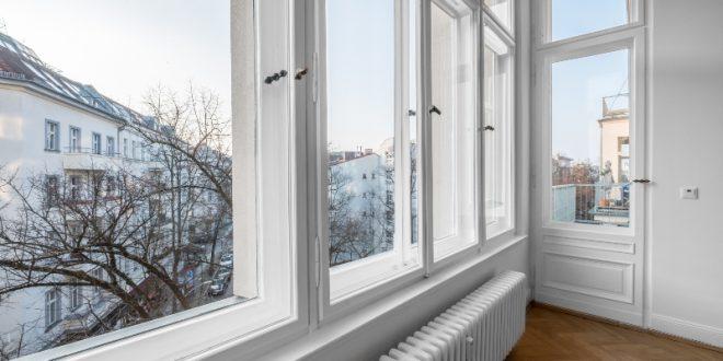 Warum sind Heizkoerper unter dem Fenster