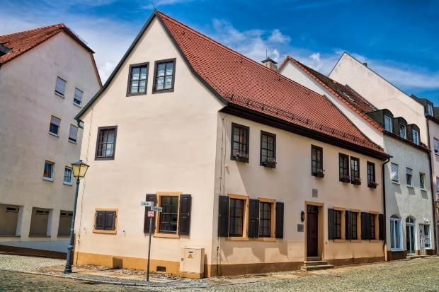 Altbauhaus in Delitzsch - Wärmepumpe nachrüsten im Altbau ist möglich aber manchmal kompliziert