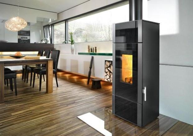 Buderus Kaminofen Giro water+, 8 kW, Glas Dekor black, Stahl black, 7736660092