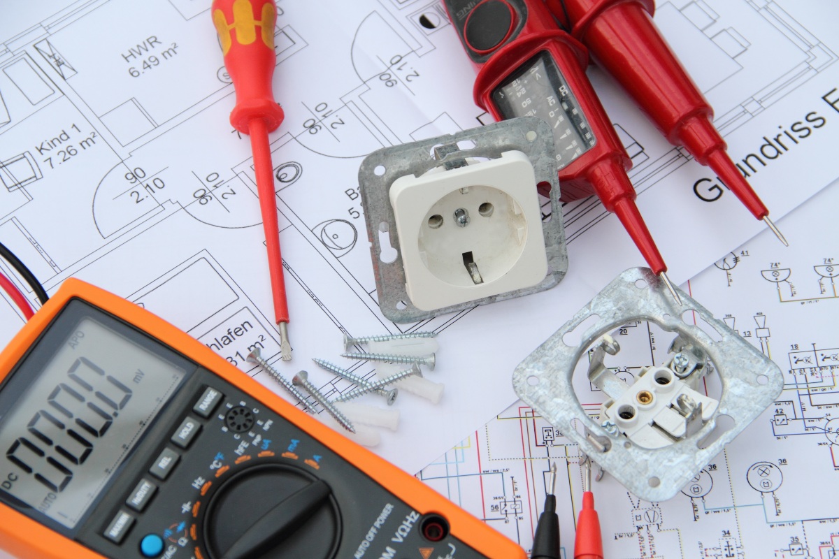 Die Gestaltung und Umsetzung elektrischer Systeme in Gebäuden ist Teil der sogenannten Elektroplanung Gestaltung und Umsetzung elektrischer Systeme in Gebäuden ist Teil der sogenannten Elektroplanung