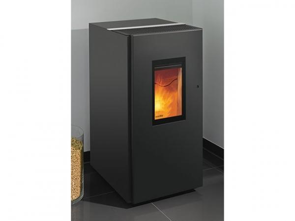 Buderus Pellet-Primärofen Pat water+, 2-10 kW, Dekorleiste Edelstahl, black, 7736601052