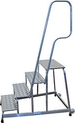 Mobiler Alu-Montagetritt Arbeitshöhe 3,00 Plattform 1,00 5 Stufen