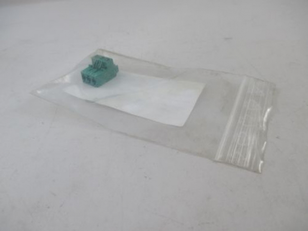 WOLF 2744920 Gegenstecker 3-polig RAST5 grün