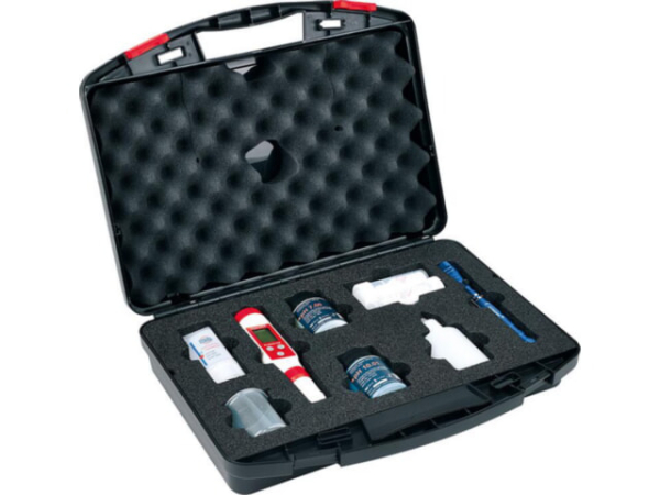 Wasseranlayse-Set AK-2035, im Koffer