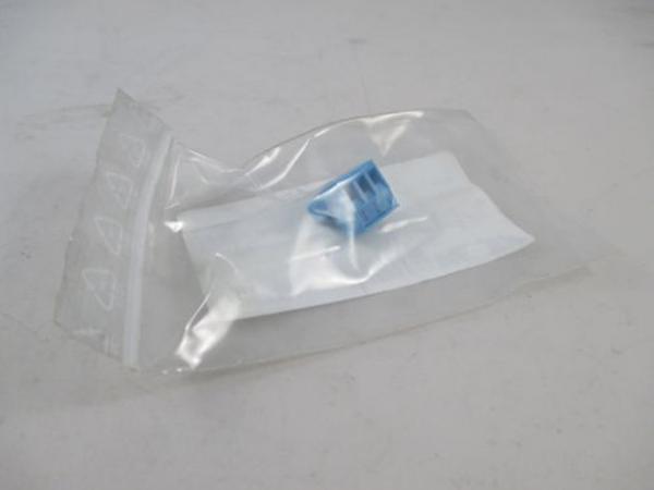 WOLF 2744922 Gegenstecker 3-polig lichtblau