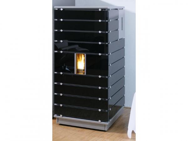 Buderus Pellet-Primärofen ivo.tec, 3-8 kW, Glas black, Stahl silbermetallic, Steuerung S5 Komfort, 7736600939