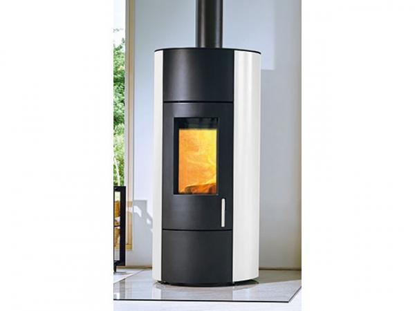 Buderus Kaminofen CEO water+, 8 kW, Seitenverkleidung white, Stahl black, rlu, 7736601187