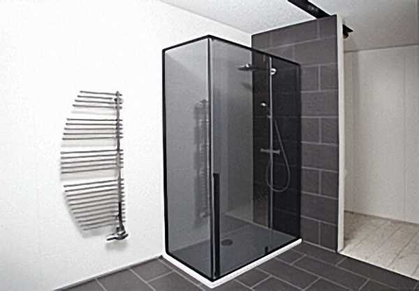 Eck-Duschkabine, Eingang 680mm, Tür+Seitenwand rechts, Fixteil links, 1200x700mm